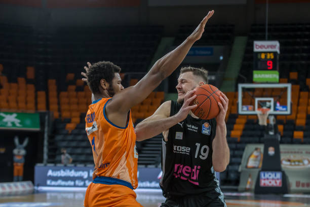 向来是他们 向来是他们