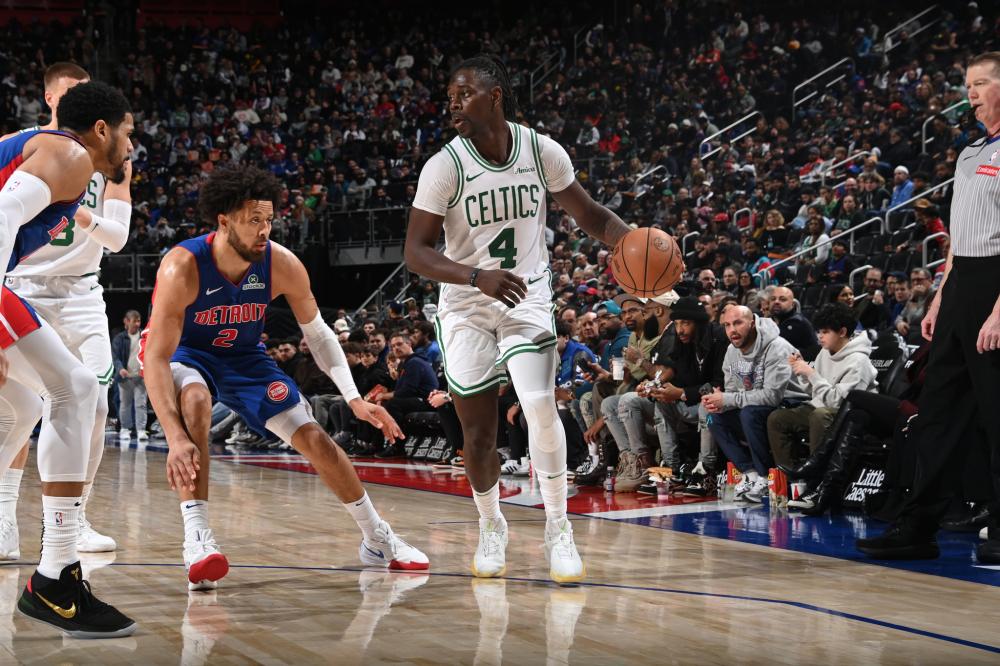 和防守两端 和防守两端