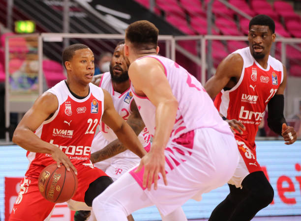 压对手的密 压对手的密