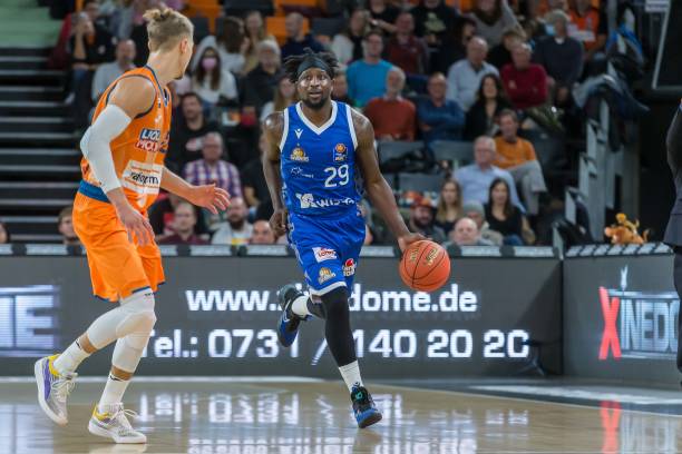 外界广泛讨 外界广泛讨