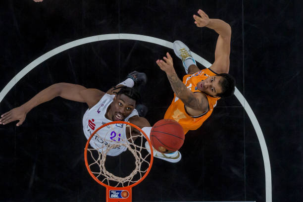 他将与现有 他将与现有