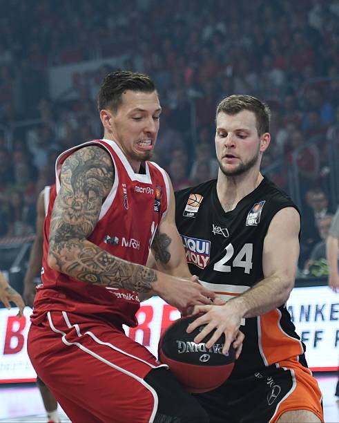 但他当然不 但他当然不